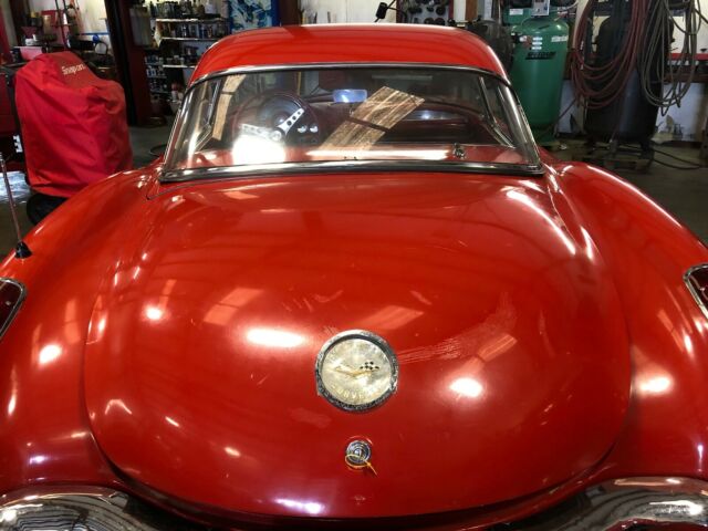 1960 Chevrolet Corvette convertible - photo 5