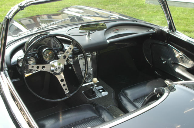 1961 Chevrolet Corvette - photo 2
