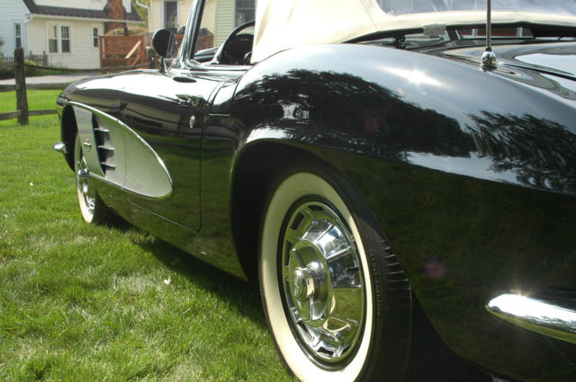 1961 Chevrolet Corvette - photo 8