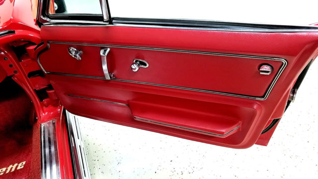 1965 Chevrolet Corvette CONVERTIBLE - photo 11