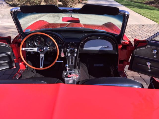 1965 Chevrolet Corvette Convertible - photo 13