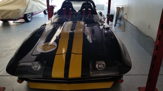 1965 Chevrolet Corvette Race number: yellow/white - photo 2