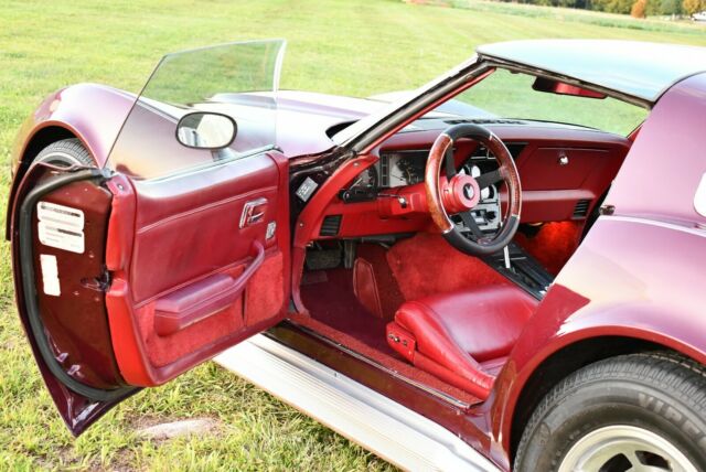 1981 Chevrolet Corvette - photo 7