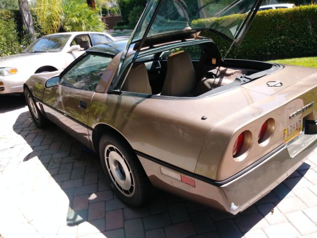1985 Chevrolet Corvette - photo 13