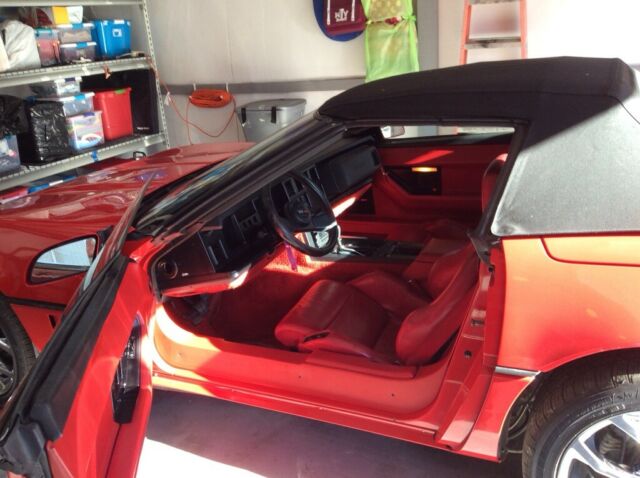 1987 Chevrolet Corvette Black trim - photo 9