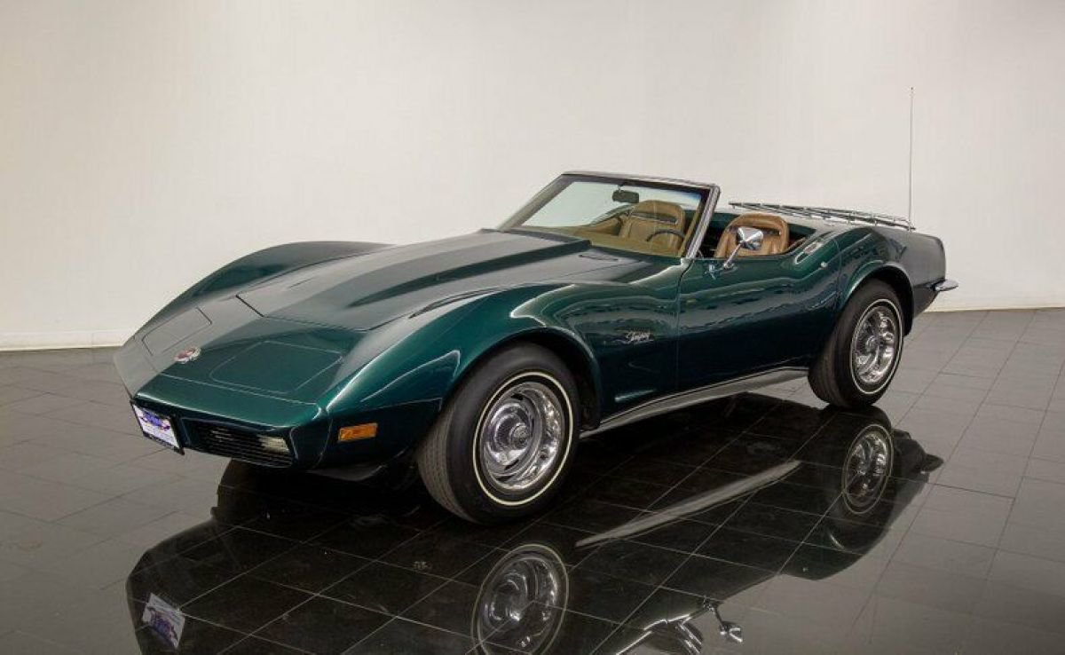 1973 Chevrolet Corvette Convertible - photo 2