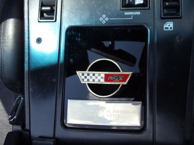 1989 Chevrolet Corvette c-4 CONVERTIBLE - photo 8