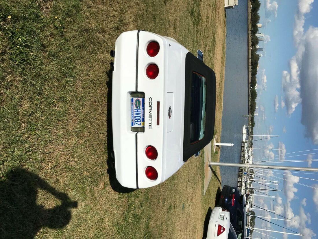 1988 Chevrolet Corvette - photo 2