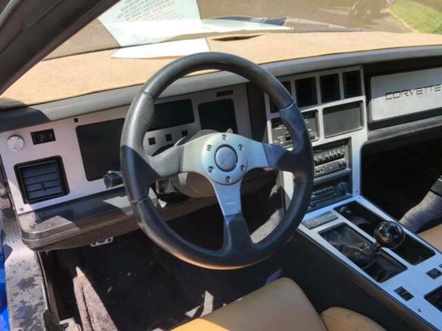 1985 Chevrolet Corvette - photo 7