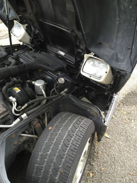 1987 Chevrolet Corvette Base Hatchback 2-Door - photo 11