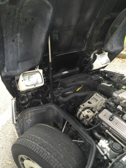 1987 Chevrolet Corvette Base Hatchback 2-Door - photo 8