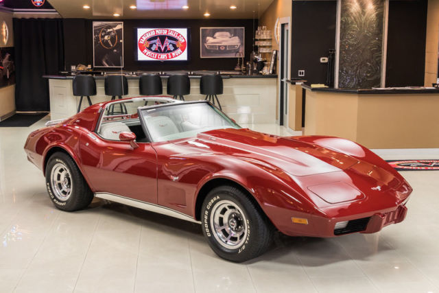1977 Chevrolet Corvette - photo 13