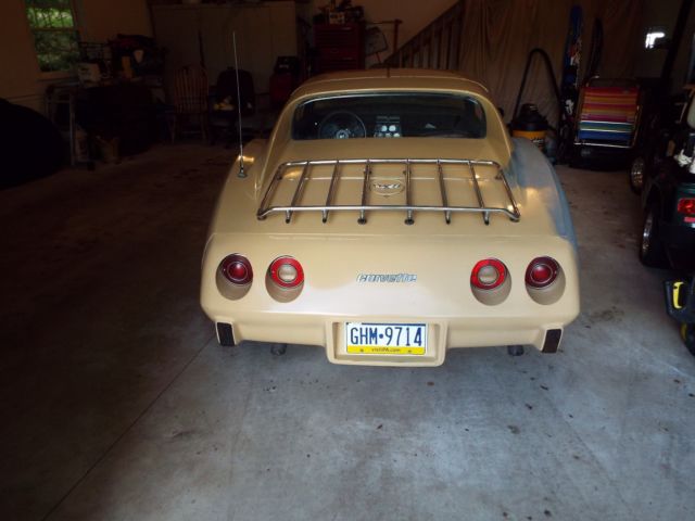 1977 Chevrolet Corvette t tops - photo 2
