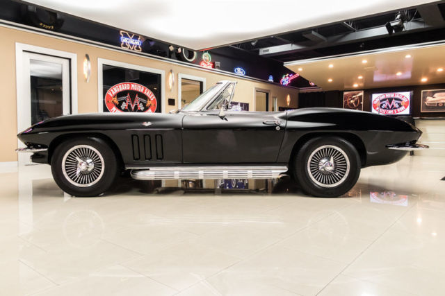 1965 Chevrolet Corvette Convertible - photo 5