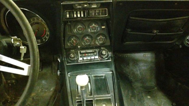 1973 Chevrolet Corvette Corvette COUPE with T tops - photo 11