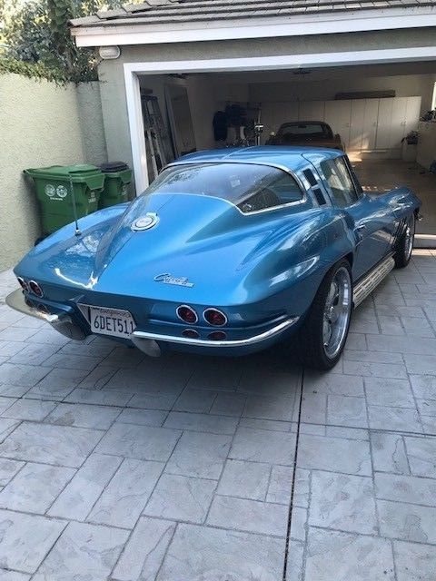1965 Chevrolet Corvette blue - photo 2