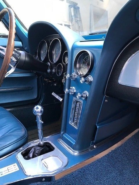 1965 Chevrolet Corvette blue - photo 4