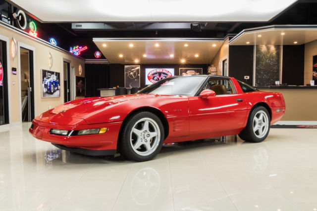 Corvette ZR-1! GM LT5 V8, 6-Speed Manual, Only 6,971 Miles, 1 Owner, Documented 1991 Chevrolet Corvette ZR-1