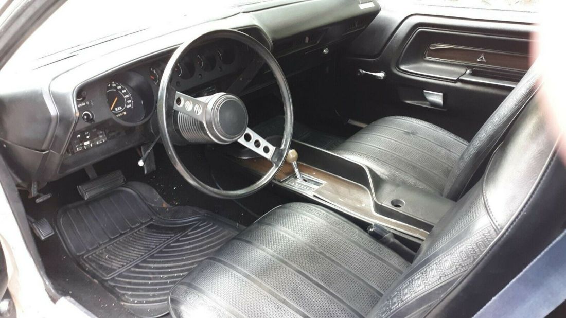 1974 Dodge Challenger - photo 8