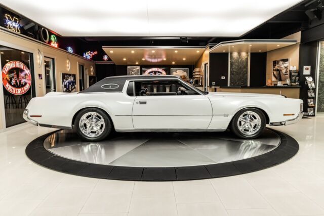 1972 Lincoln Continental Custom - photo 13