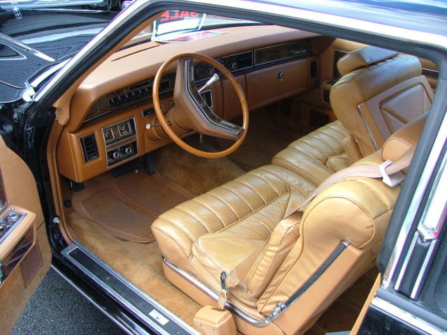 1977 Lincoln Town Car - photo 11