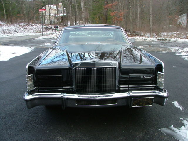 1977 Lincoln Town Car - photo 3