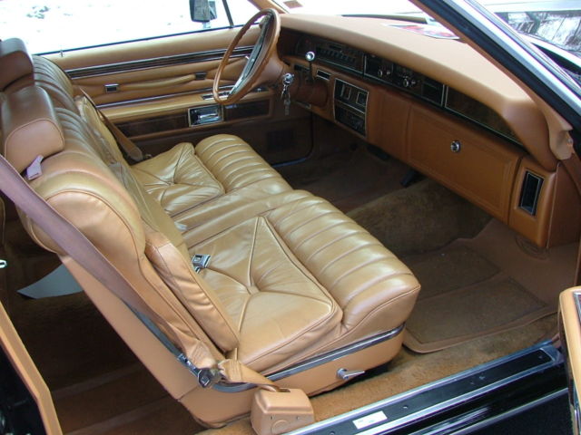 1977 Lincoln Town Car - photo 7