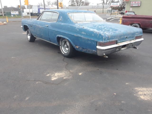 1966 Chevrolet Caprice - photo 2