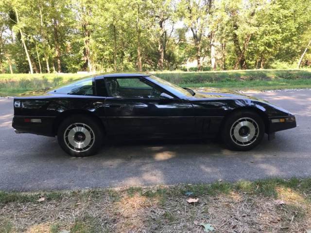 1985 Chevrolet Corvette Base 2dr Hatchback - photo 8