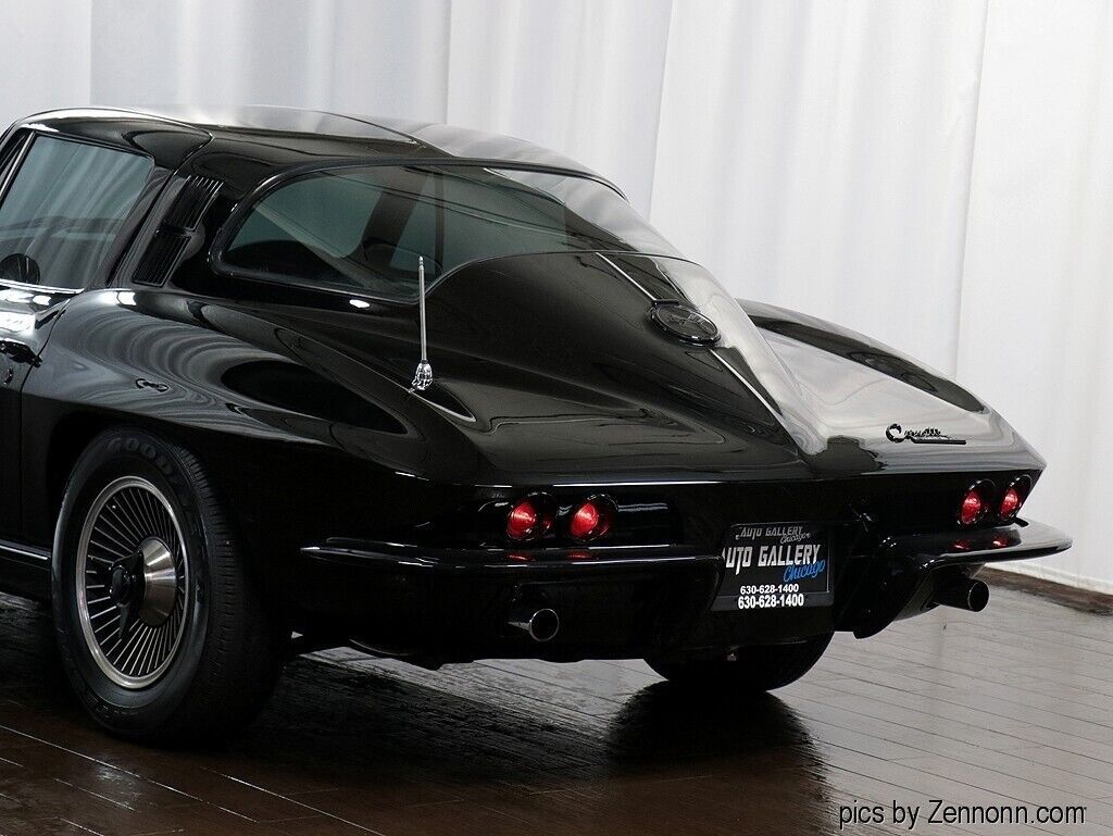 1965 Chevrolet Corvette Coupe Restomod - photo 12