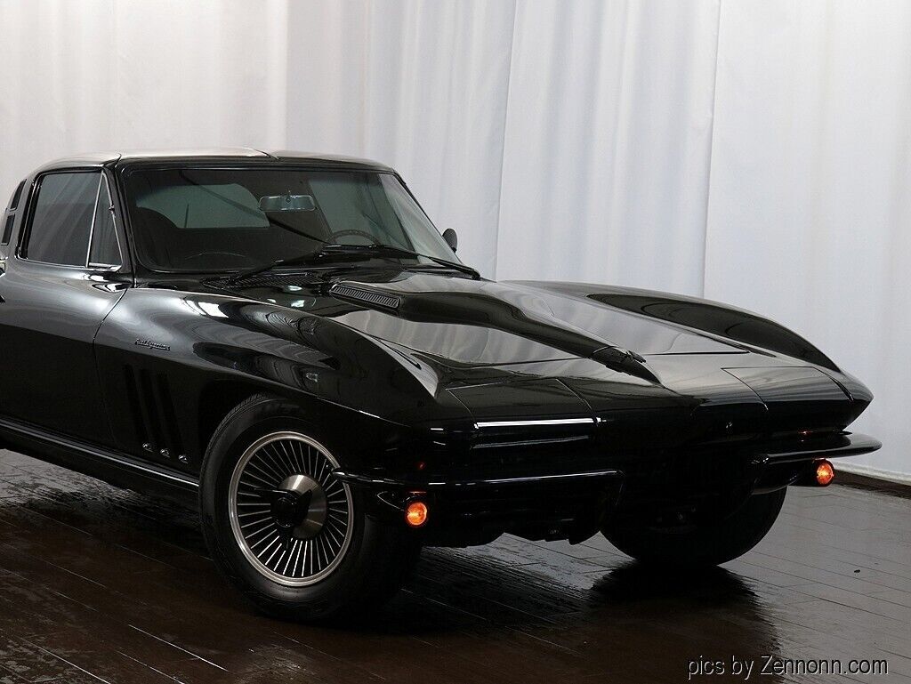 1965 Chevrolet Corvette Coupe Restomod - photo 2