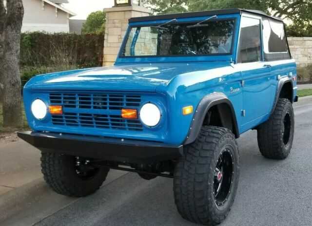 COYOTE 5.0 1976 Ford Bronco, Auto, A/C, Resto-Mod build 1976 Ford Bronco Explorer