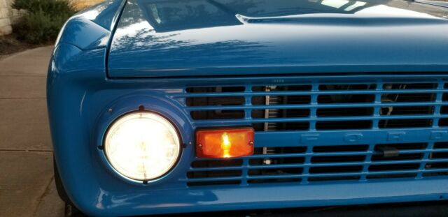 1976 Ford Bronco Explorer - photo 8