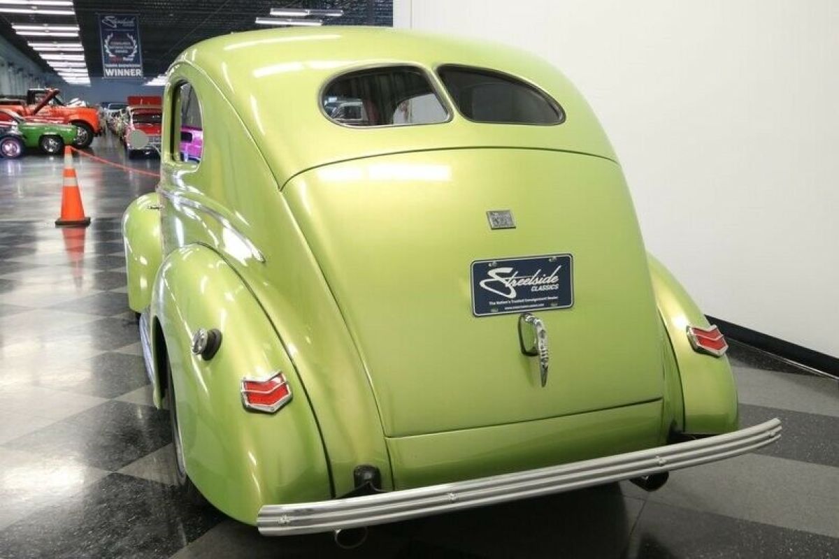 1940 Ford Tudor Streetrod - photo 11