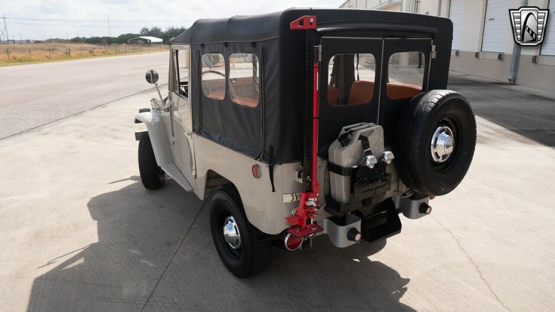 1969 Toyota Land Cruiser FJ40 - photo 10