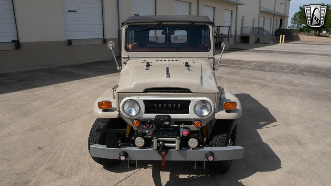 1969 Toyota Land Cruiser FJ40 - photo 5