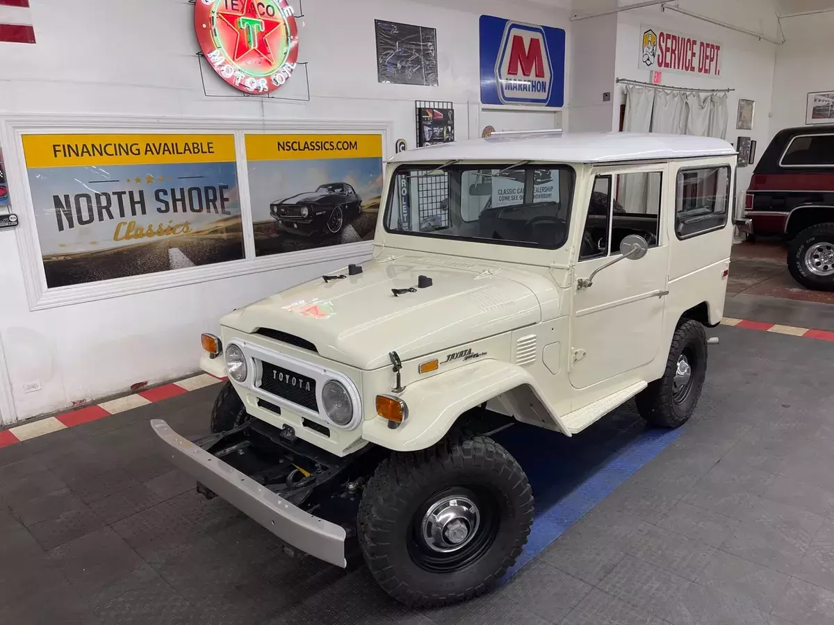 CREAM/WHITE Toyota FJ 40 with 68,621 Miles available now! 1972 Toyota FJ 40 - VINTAGE SUV - 4 WHEEL DRIVE -SEE VIDEO