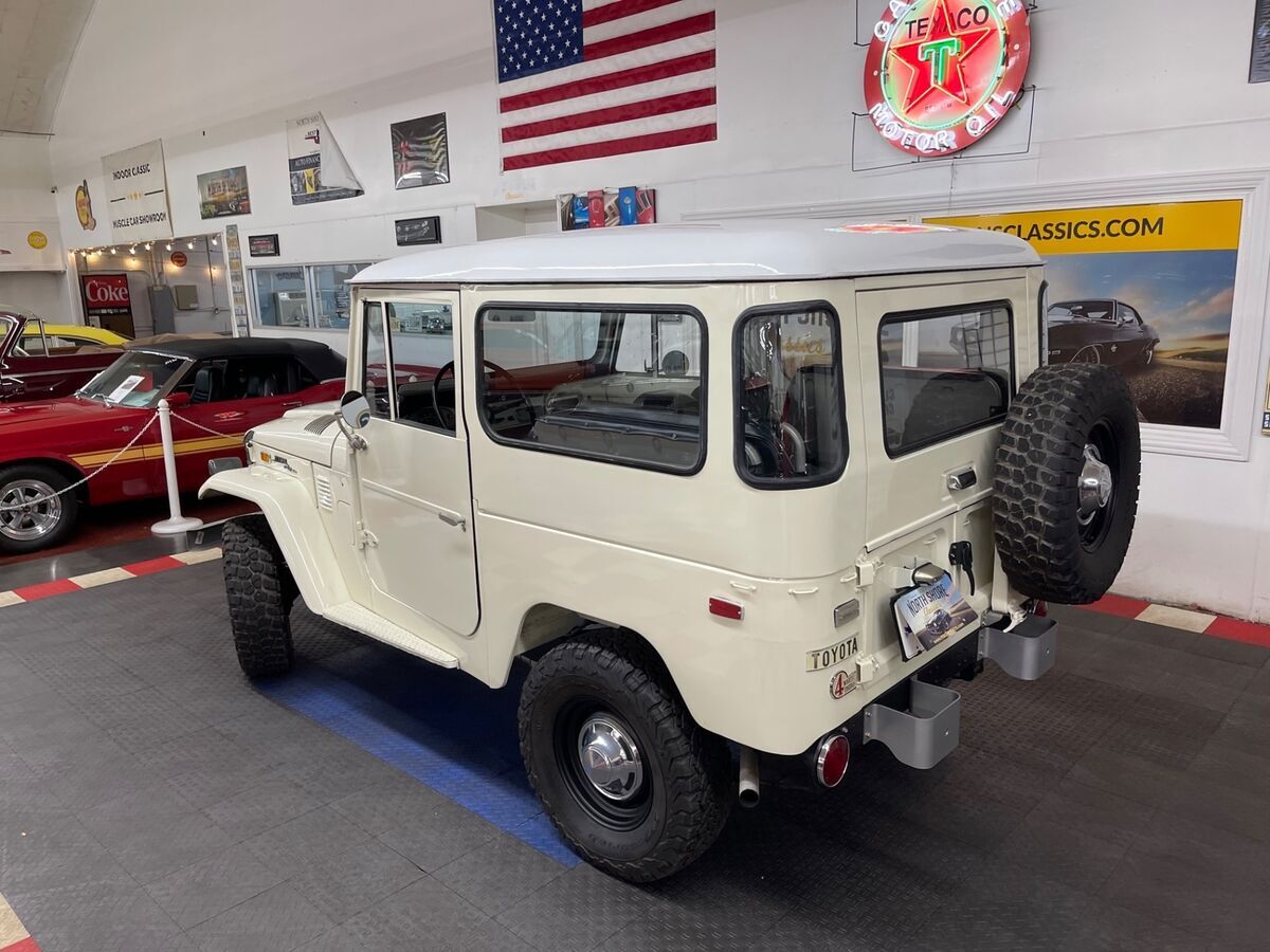 1972 Toyota FJ 40 - VINTAGE SUV - 4 WHEEL DRIVE -SEE VIDEO - photo 3