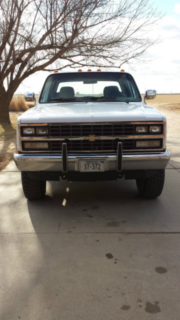 1985 Chevrolet C/K Pickup 2500 - photo 4