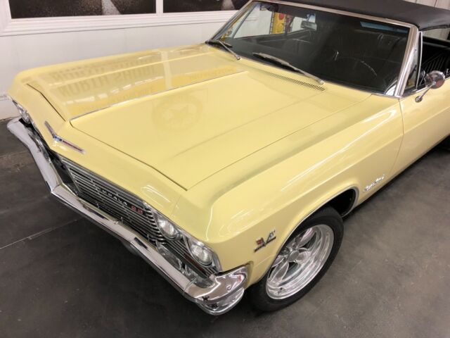 1965 Chevrolet Impala -SS396-4 SPD CONVERTIBLE-SOUTHERN CLASSIC- - photo 2