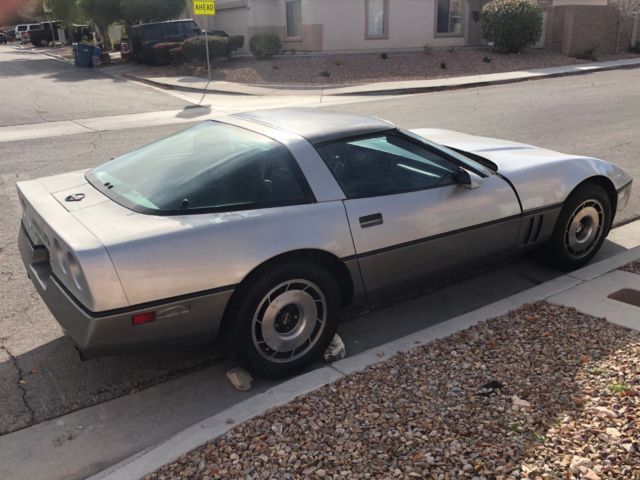 1984 Chevrolet Corvette - photo 2