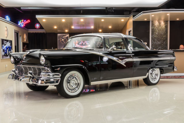 Crown Victoria! Ford 312ci V8, Ford-O-Matic Automatic, PB, Raven Black! 1956 Ford Crown Victoria