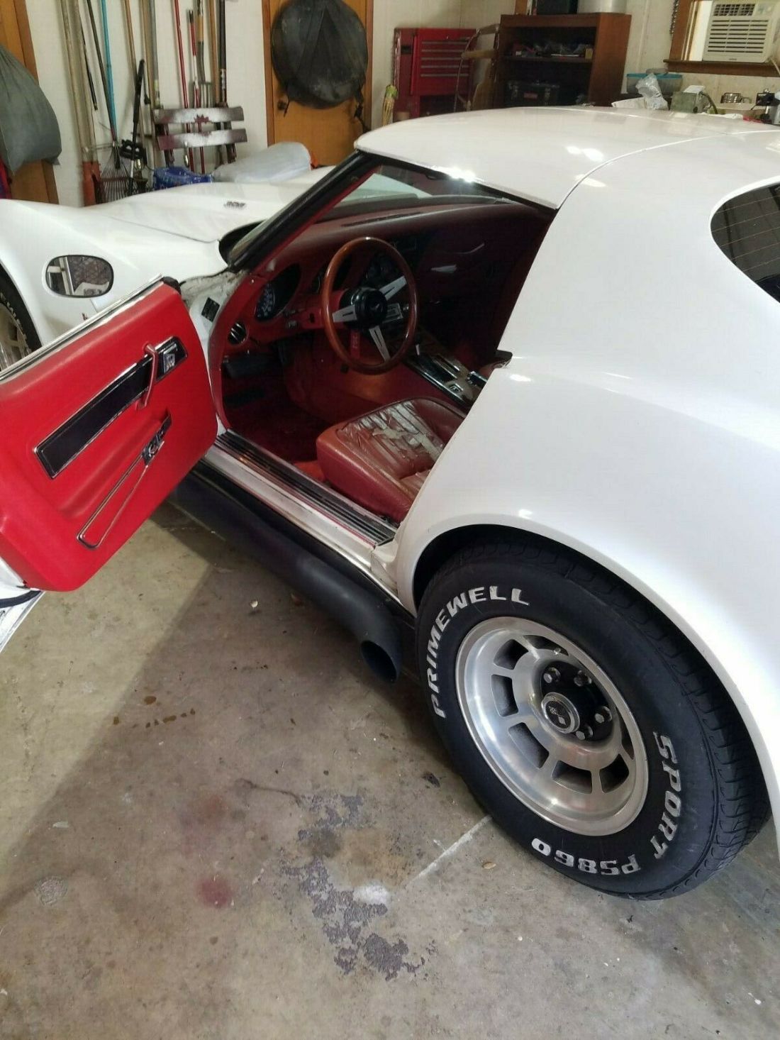 1977 Chevrolet Corvette - photo 2