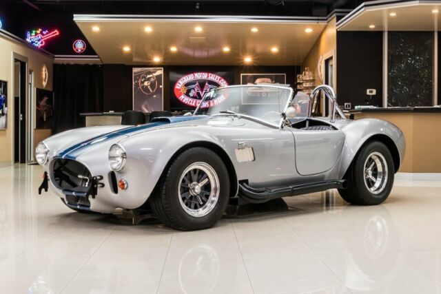 CSX 4231! Shelby 427ci FE V8, 8-Stack EFI, Toploader 4-Speed, Only 1k Miles! 1965 Shelby Cobra CSX