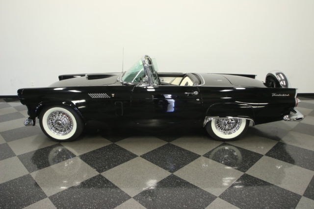 1956 Ford Thunderbird - photo 3