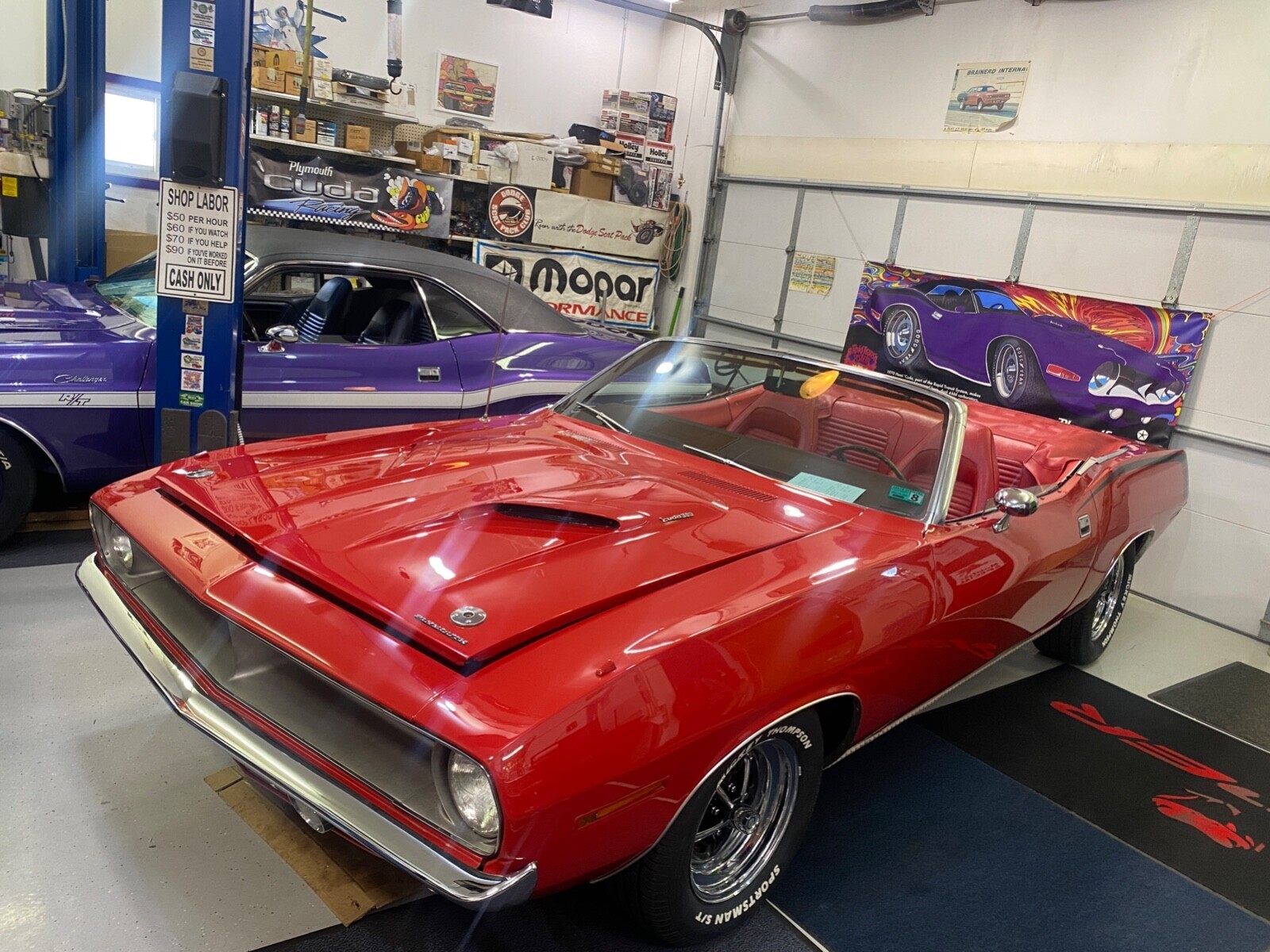 1970 Plymouth Barracuda convertible - photo 2