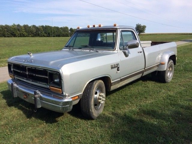 Cummins -D350 Runs and is Driveable bu needs TLC 1990 Dodge Ram 3500