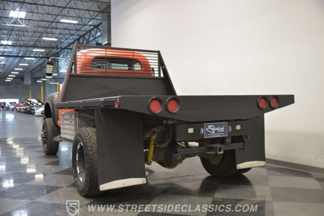 1949 Studebaker 2R Cummins Pickup 4x4 - photo 9