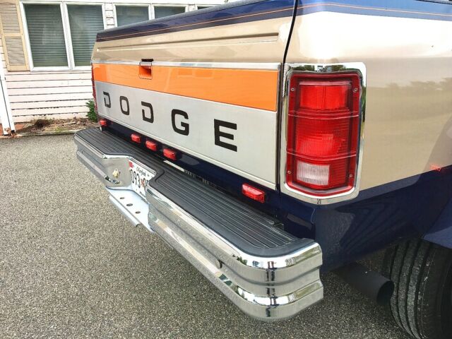 1993 Dodge Ram 3500 LE - photo 11