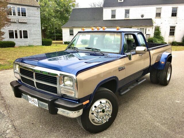 1993 Dodge Ram 3500 LE - photo 2